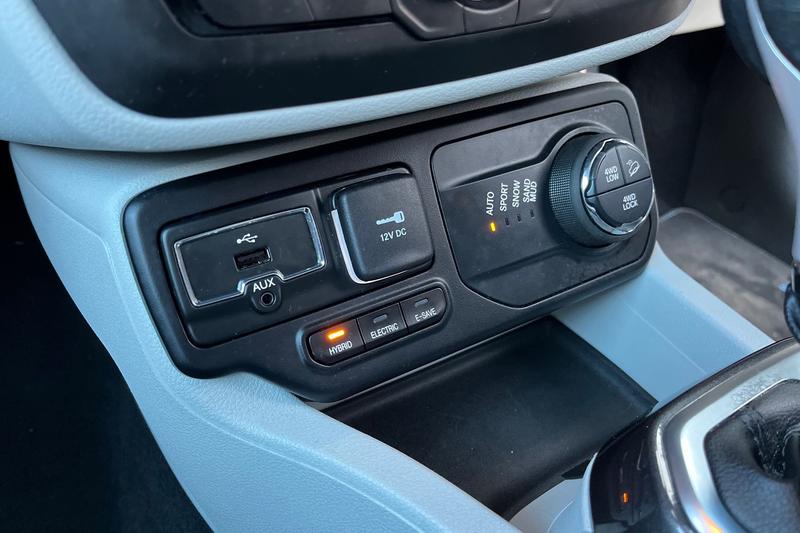 Used Jeep Renegade 2021 for sale - 77498023: Photo 32