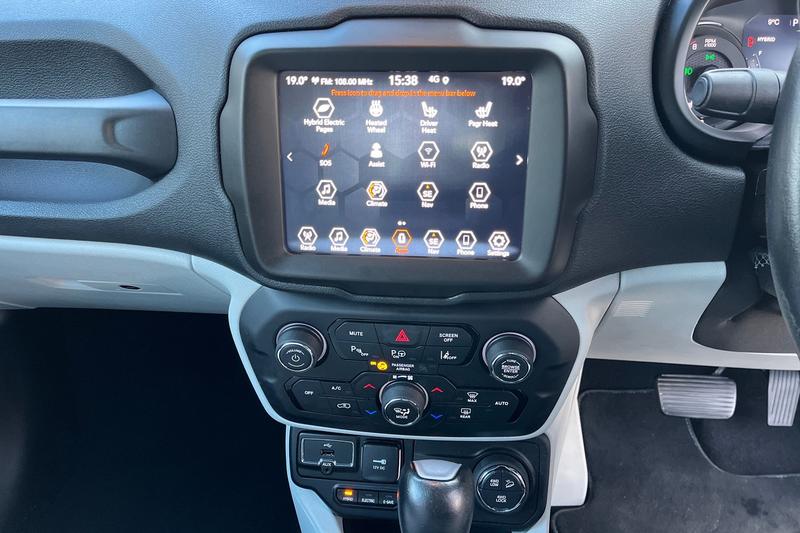 Used Jeep Renegade 2021 for sale - 77498023: Photo 33