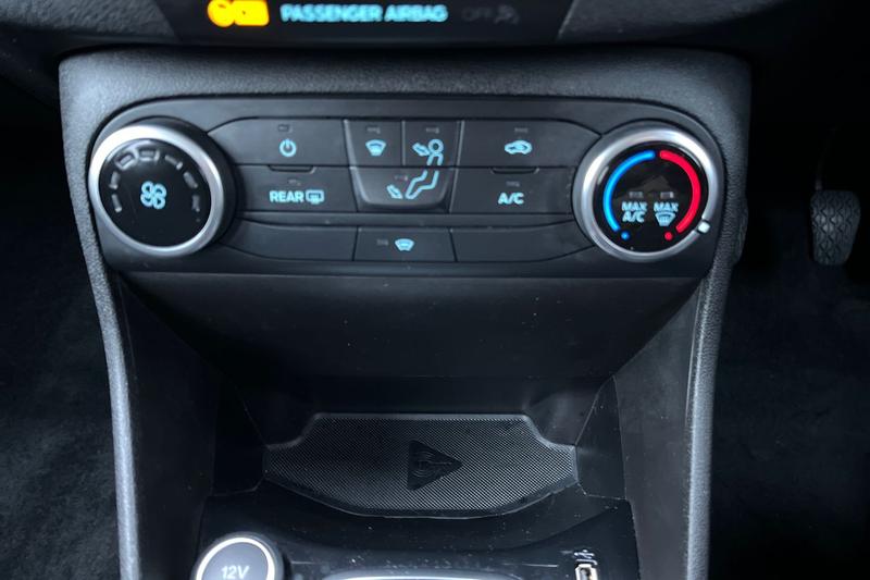 Used Ford Fiesta 2018 for sale - 76382028: Photo 32