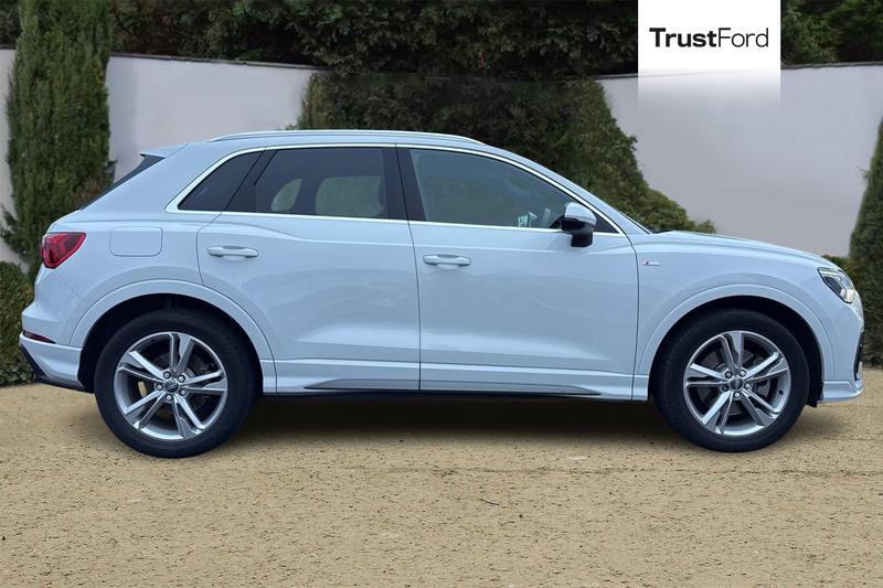 Used Audi Q3 2019 for sale - 77186900: Photo 3