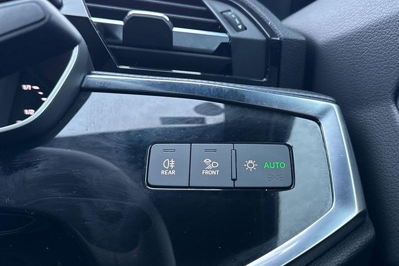 Used Audi Q3 2019 for sale - 77186900: Photo 31