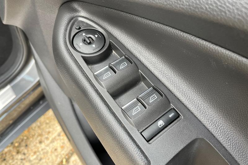 Used Ford Kuga 2017 for sale - 77570729: Photo 16