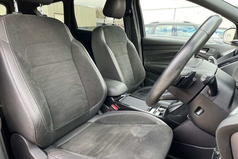 Used Ford Kuga 2017 for sale - 77570729: Photo 17