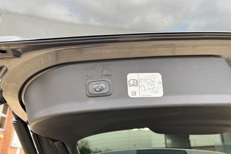 Used Ford Kuga 2017 for sale - 77570729: Photo 24