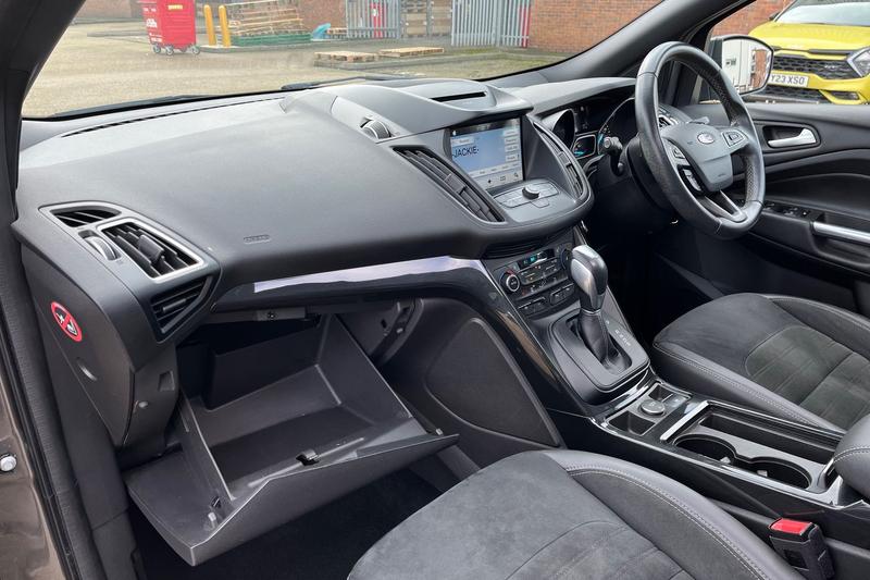 Used Ford Kuga 2017 for sale - 77570729: Photo 37