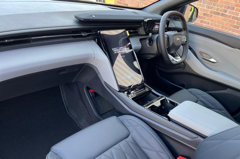 Used Ford Explorer 2025 for sale - 76803354: Photo 18