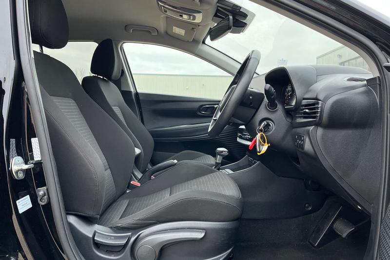 Used Hyundai i20 2022 for sale - 77064020: Photo 29