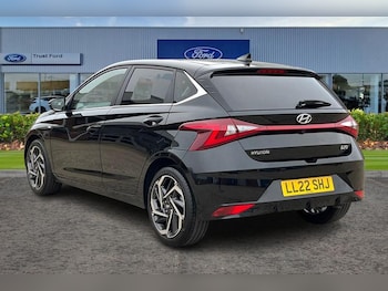 Used Hyundai i20 2022 for sale - 77064020: Photo