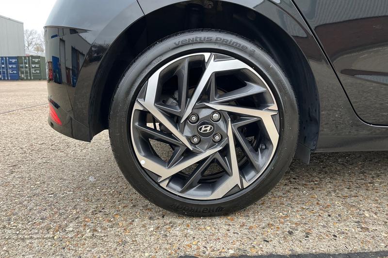 Used Hyundai i20 2022 for sale - 77064020: Photo 8