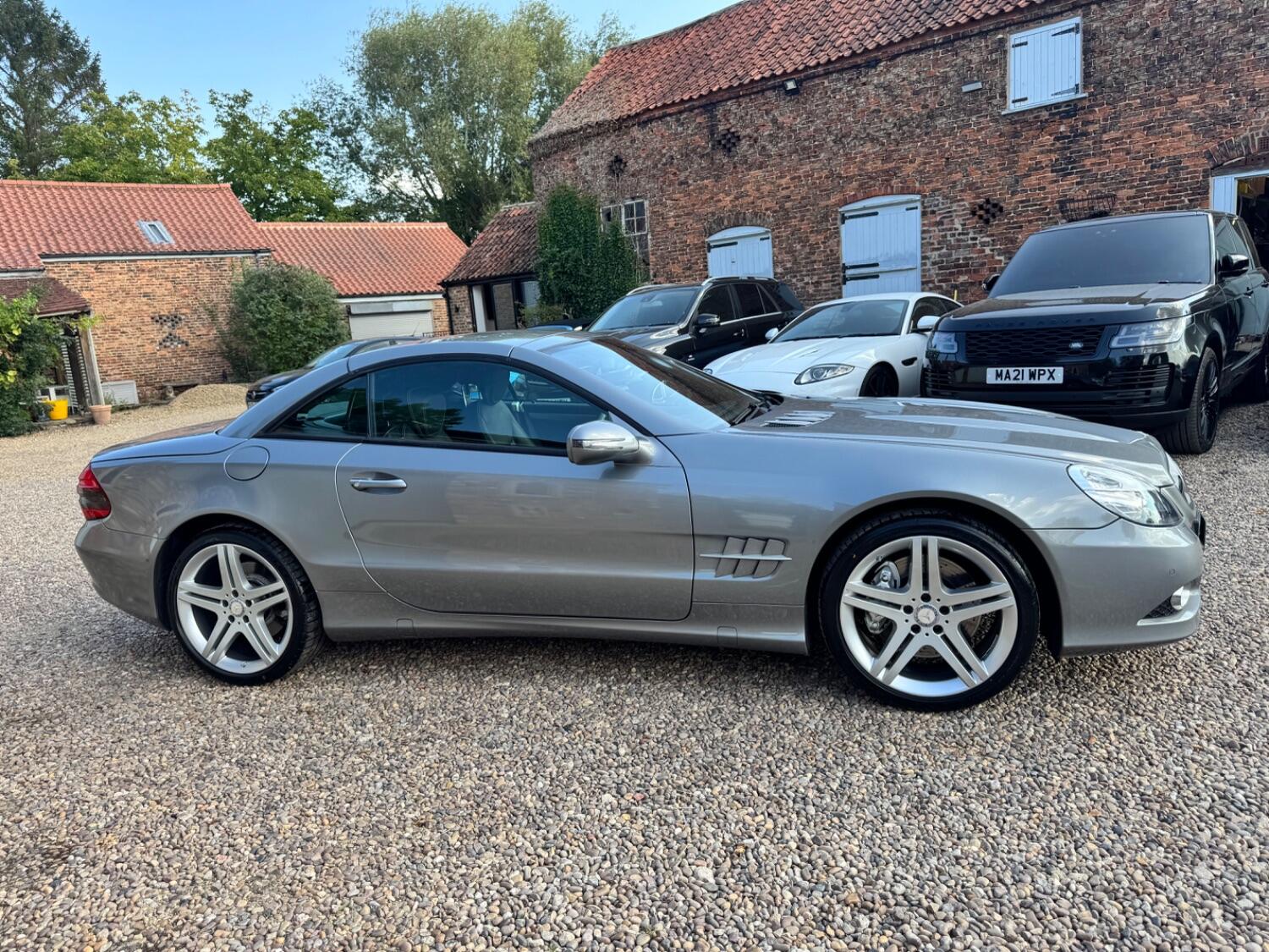 Used Mercedes-Benz SL 2008 for sale - 76794117: Photo 8