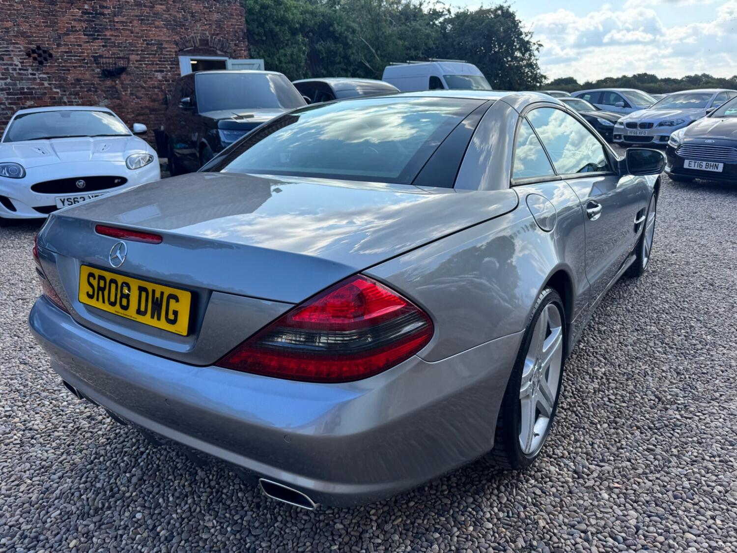 Used Mercedes-Benz SL 2008 for sale - 76794117: Photo 9