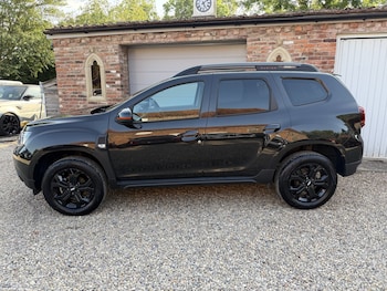 Used Dacia Duster 2023 for sale - 79198467: Photo