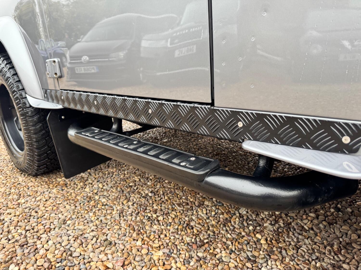 Used Land Rover Defender 90 2013 for sale - 76281438: Photo 13