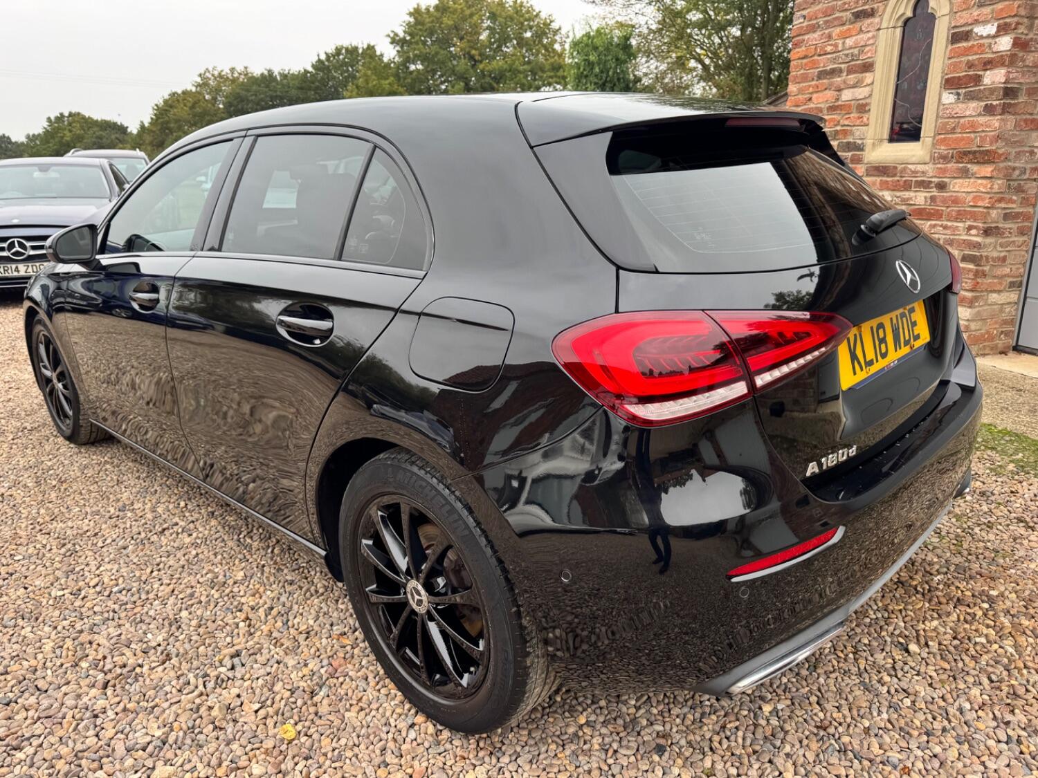 Used Mercedes-Benz A-Class 2018 for sale - 76305584: Photo 11