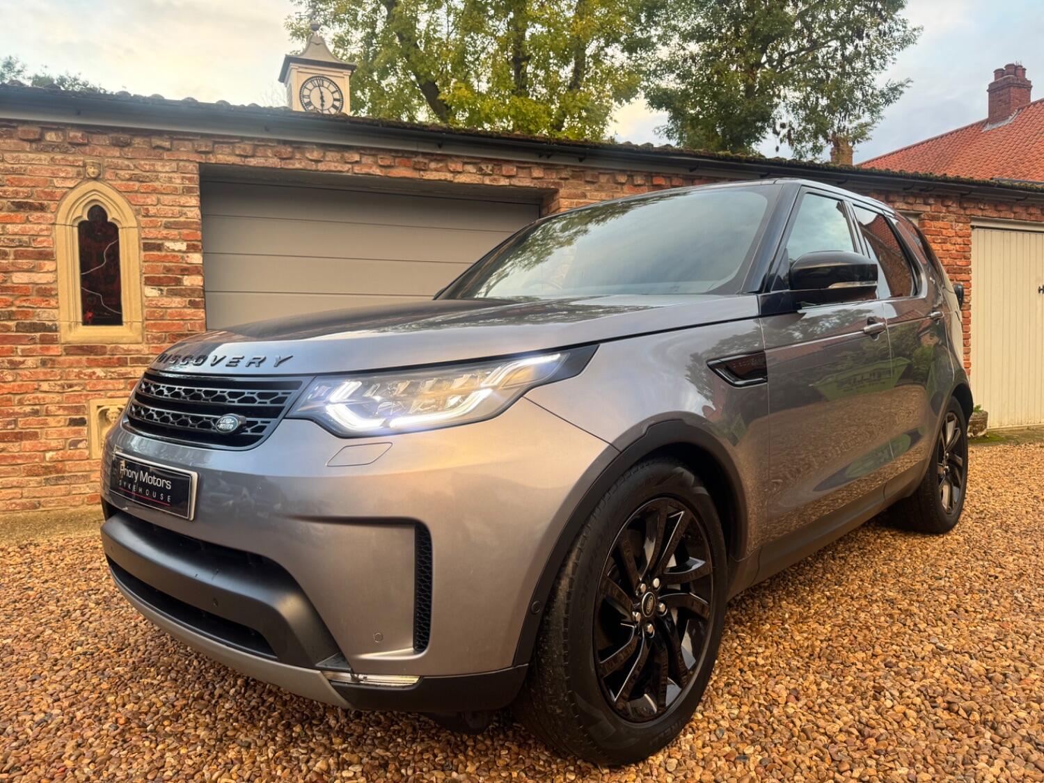 Used Land Rover Discovery 2020 for sale - 76324814: Photo 1
