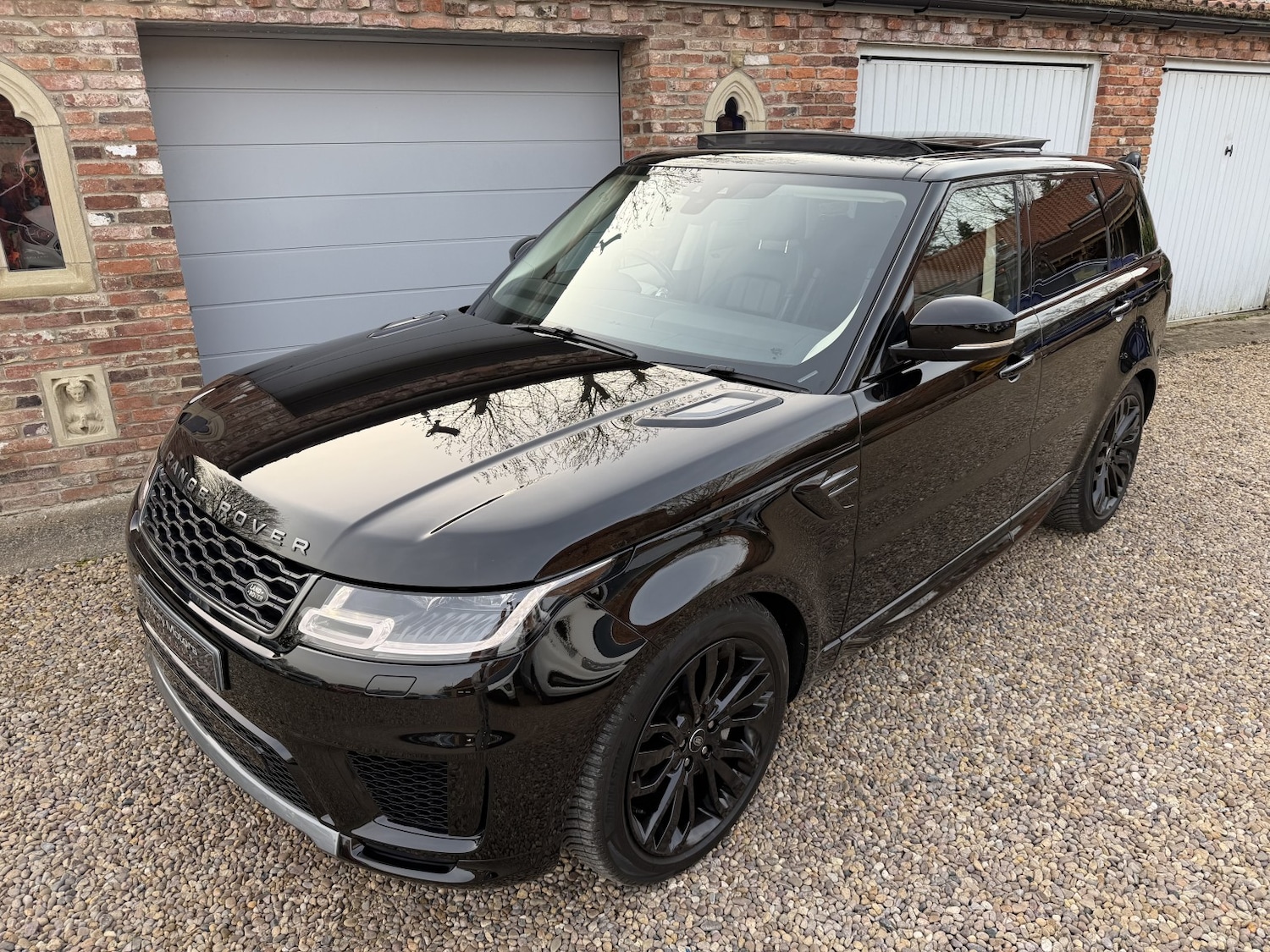 Used Land Rover Range Rover Sport 2021 for sale - 77968748: Photo 2