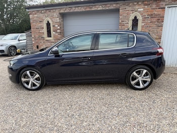 Used Peugeot 308 2015 for sale - 79524655: Photo