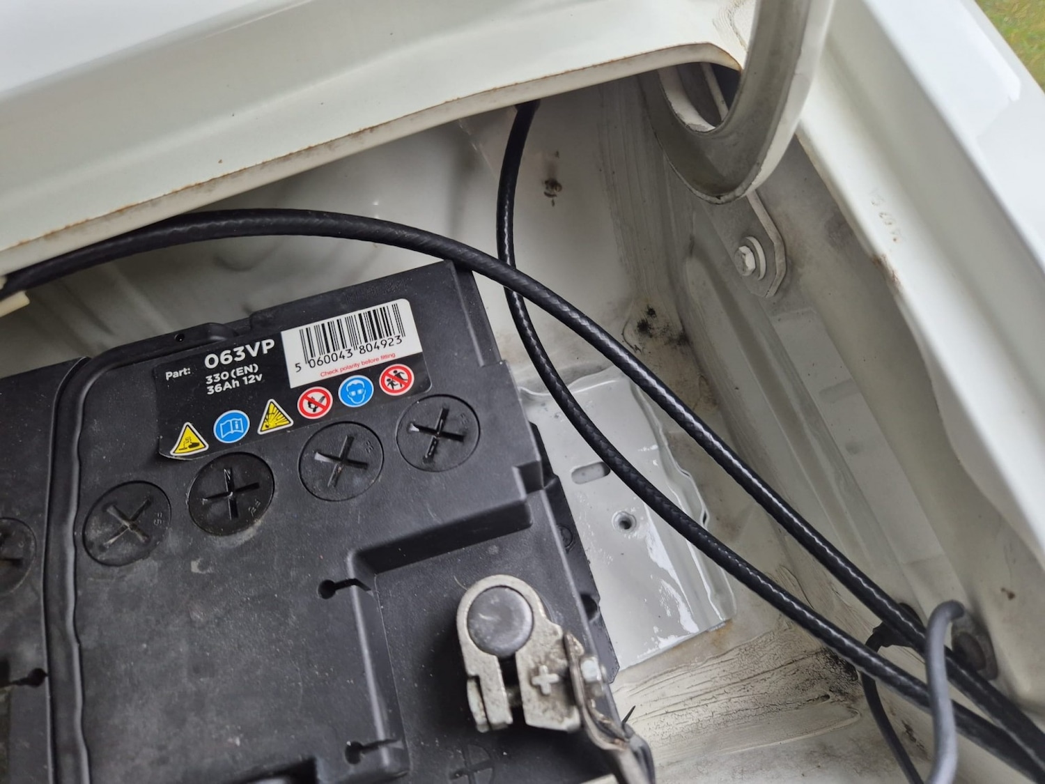 Used Ford Escort 1990 for sale - 77051605: Photo 17