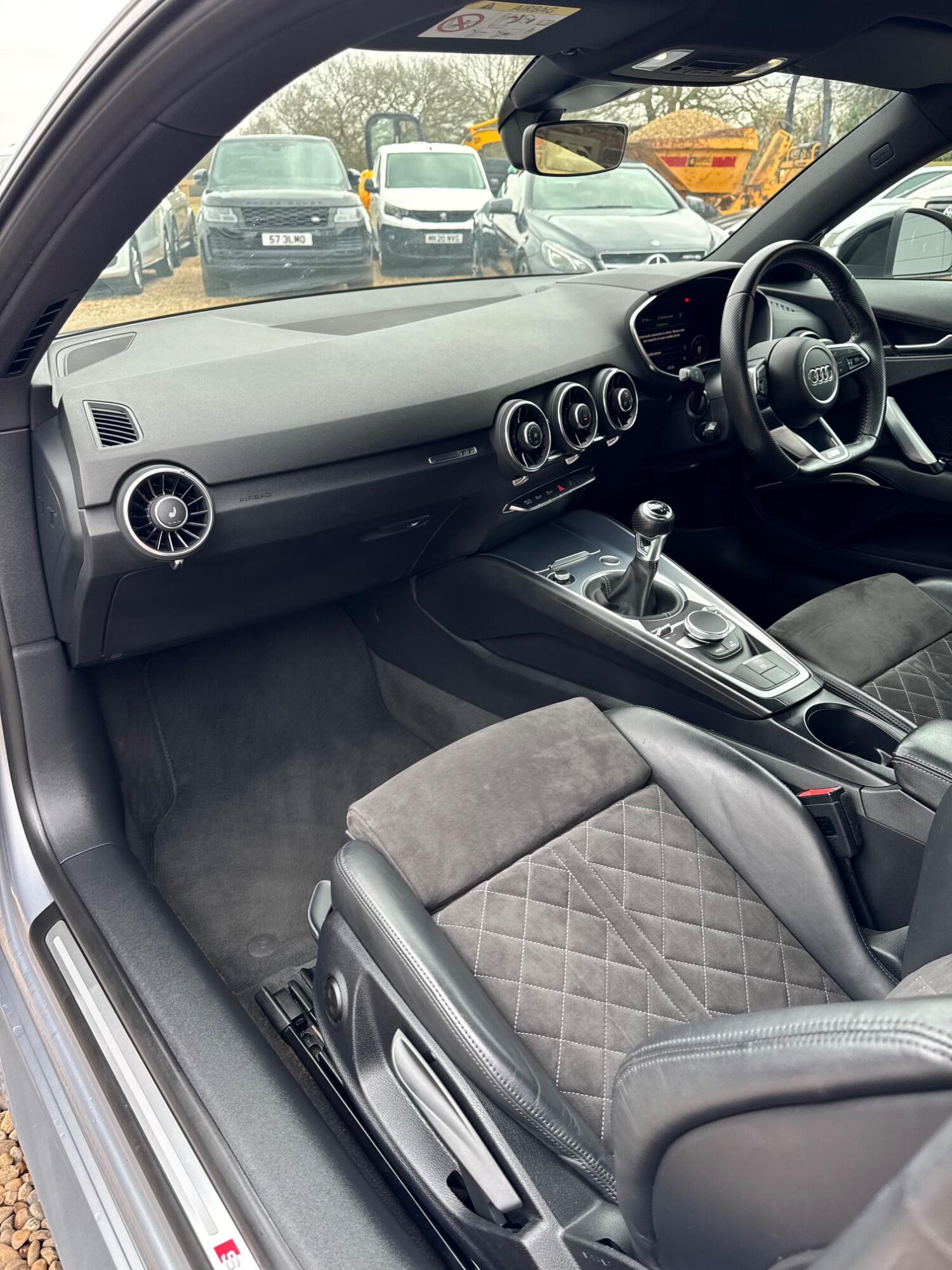 Used Audi TT 2017 for sale - 76794129: Photo 12