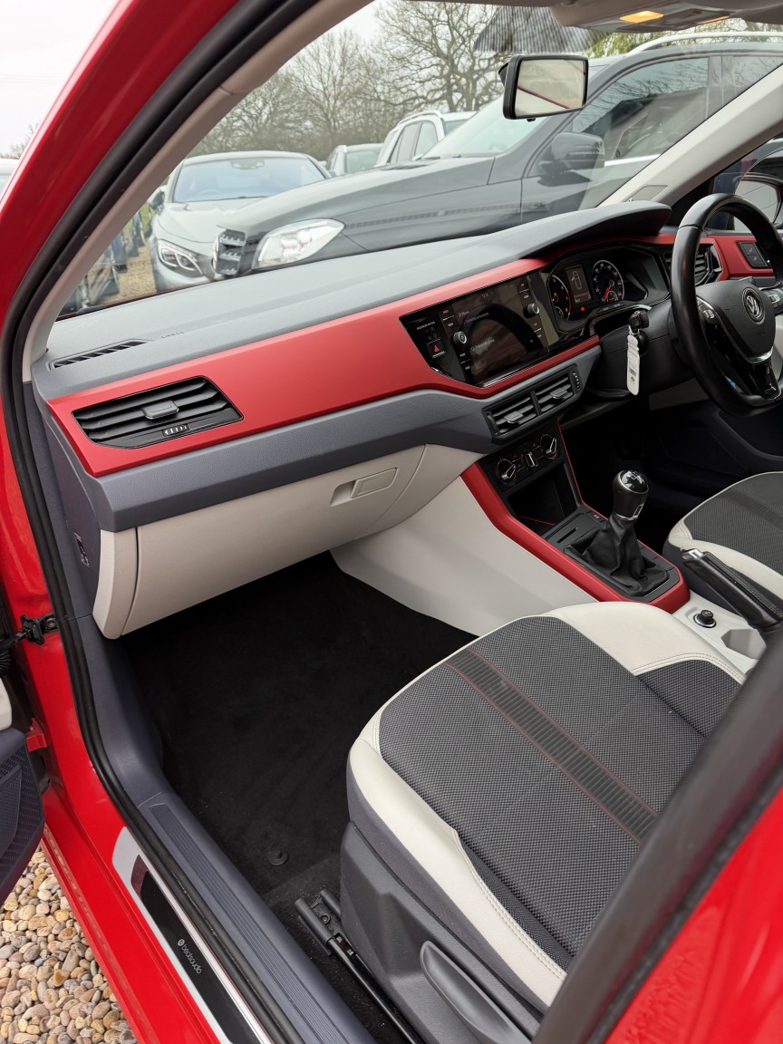 Used Volkswagen Polo 2018 for sale - 77377729: Photo 14