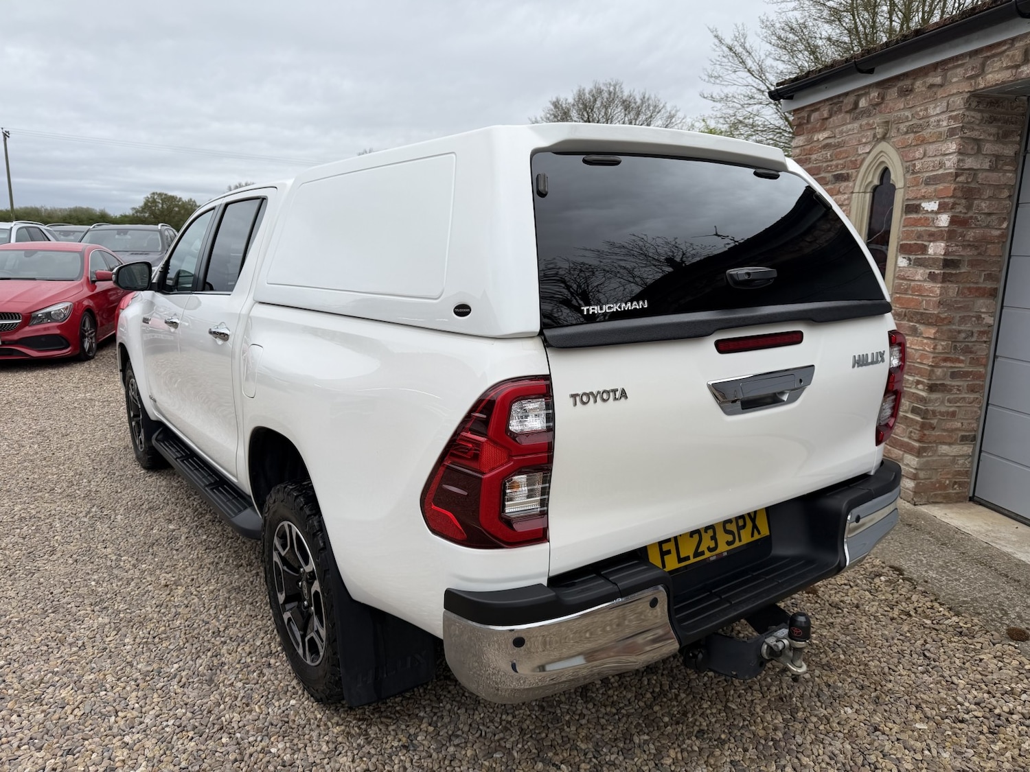 Used Toyota Hilux 2023 for sale - 78183045: Photo 11