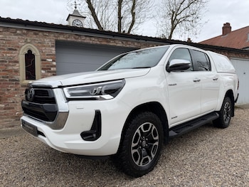 Toyota Hilux feature image