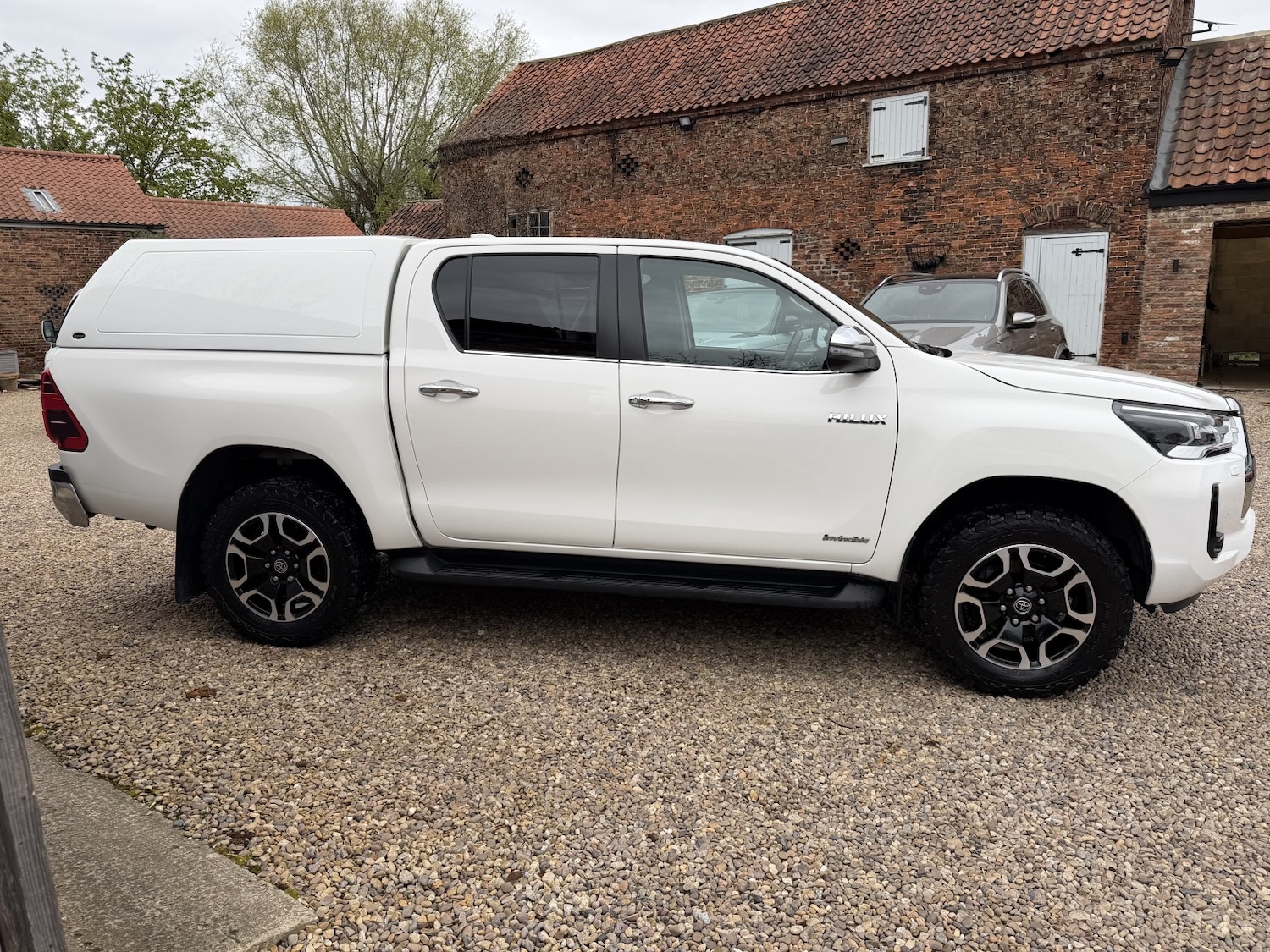 Used Toyota Hilux 2023 for sale - 78183045: Photo 8