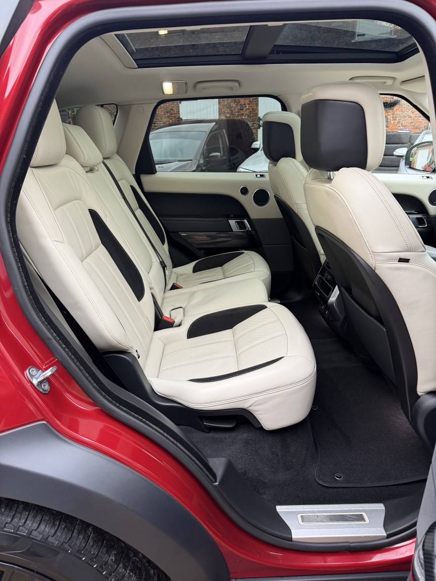 Used Land Rover Range Rover Sport 2018 for sale - 76719001: Photo 18