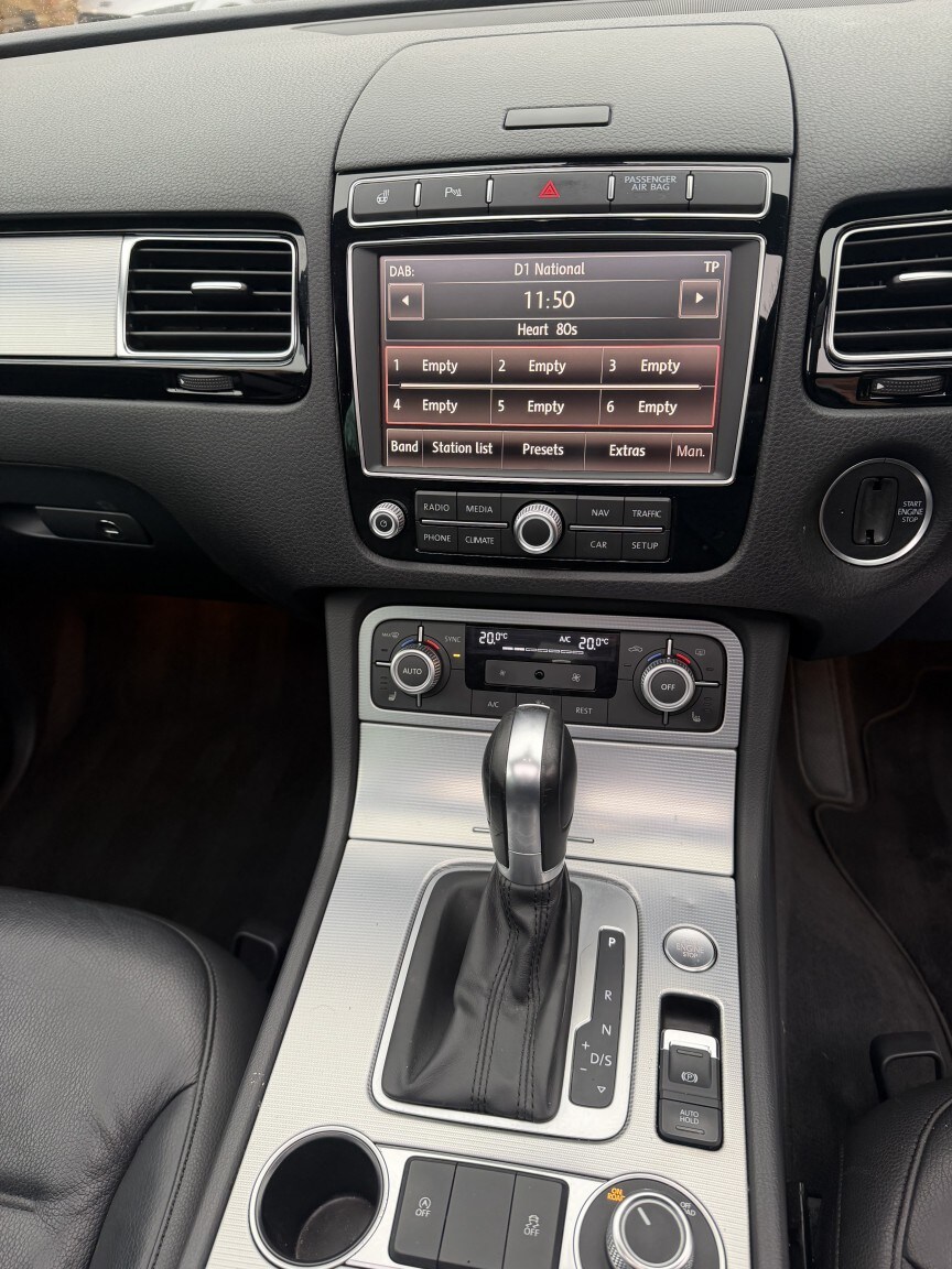 Used Volkswagen Touareg 2015 for sale - 77792762: Photo 22