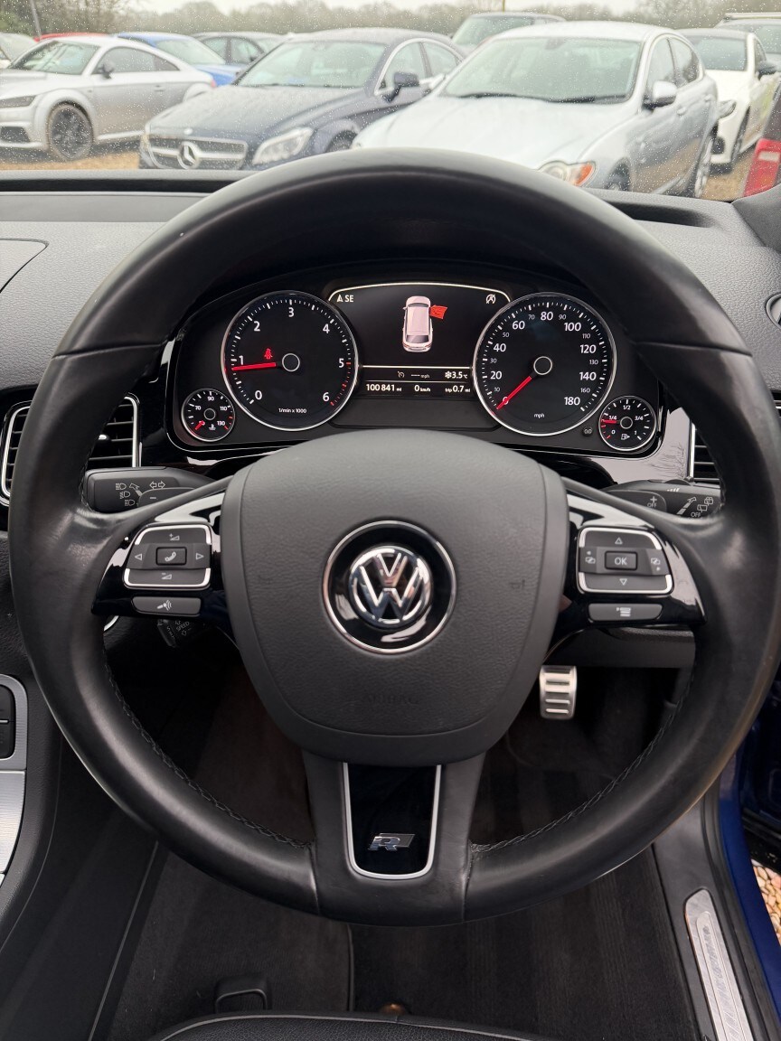 Used Volkswagen Touareg 2015 for sale - 77792762: Photo 23