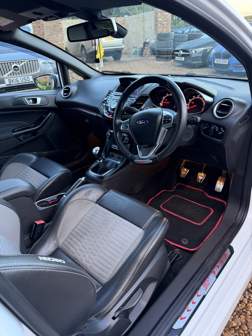 Used Ford Fiesta 2017 for sale - 77459955: Photo 16