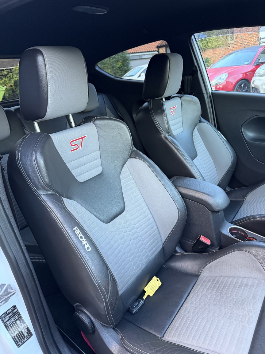 Used Ford Fiesta 2017 for sale - 77459955: Photo 17