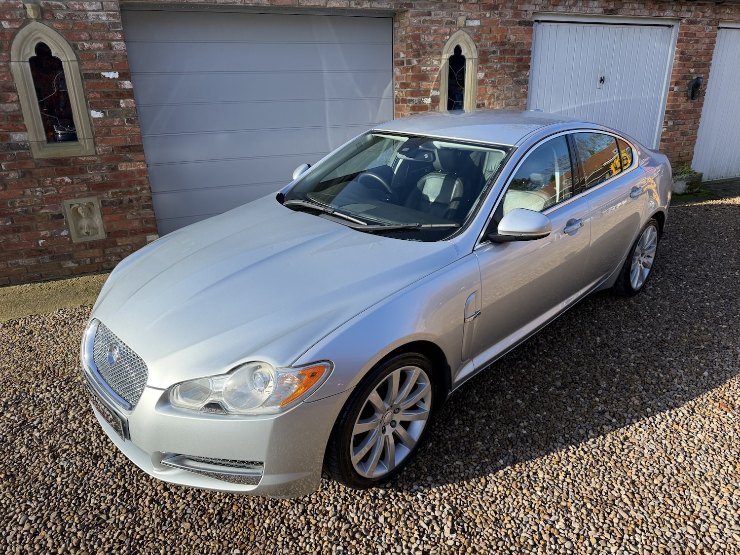 Used Jaguar XF 2009 for sale - 77590081: Photo 2