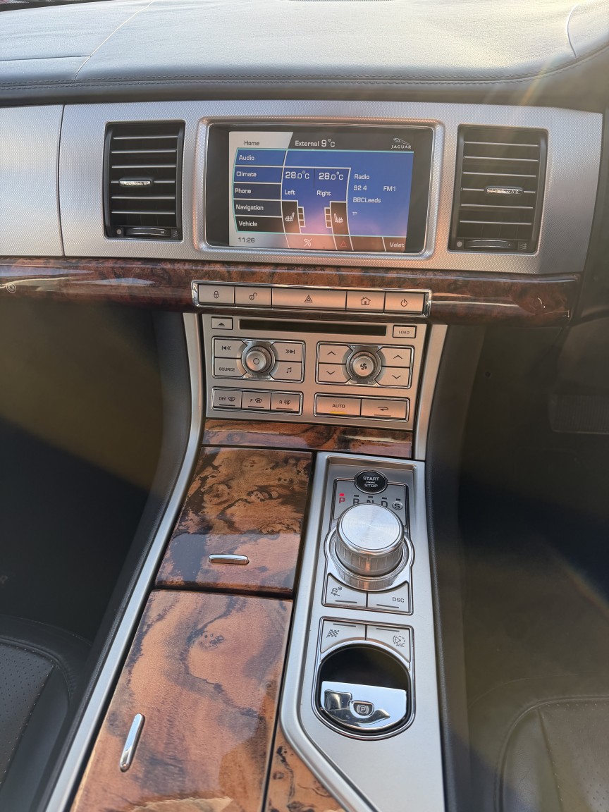 Used Jaguar XF 2009 for sale - 77590081: Photo 21