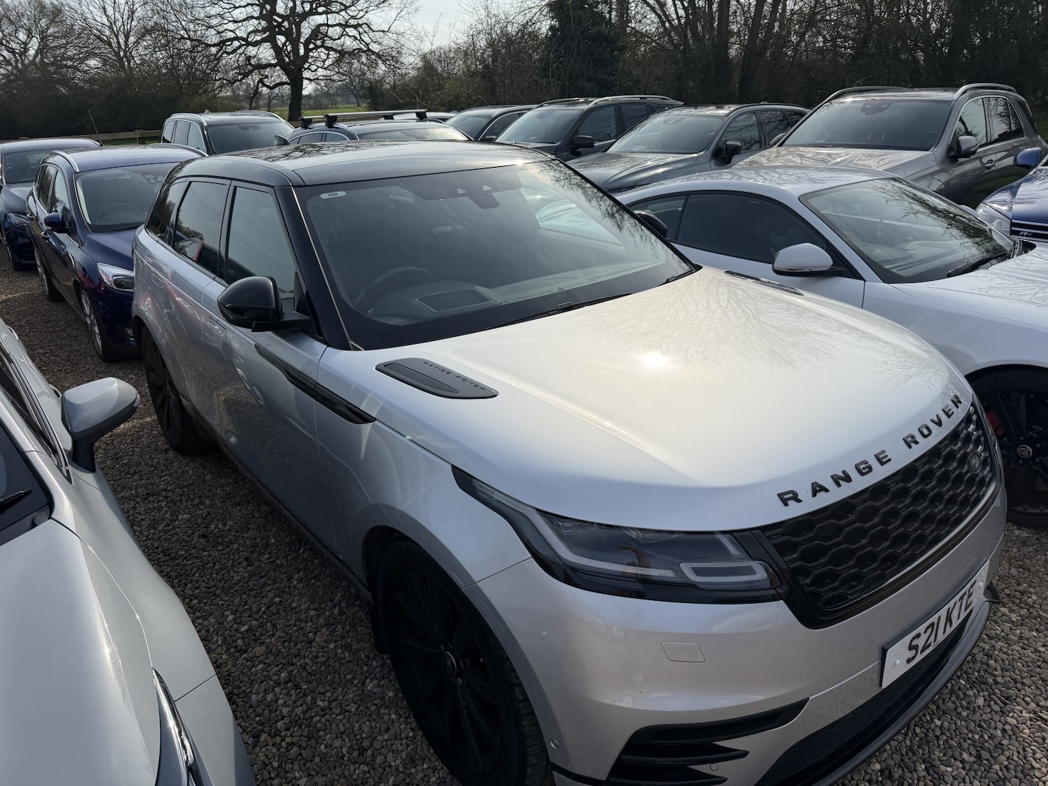 Used Land Rover Range Rover Velar 2018 for sale - 77973721: Photo 2