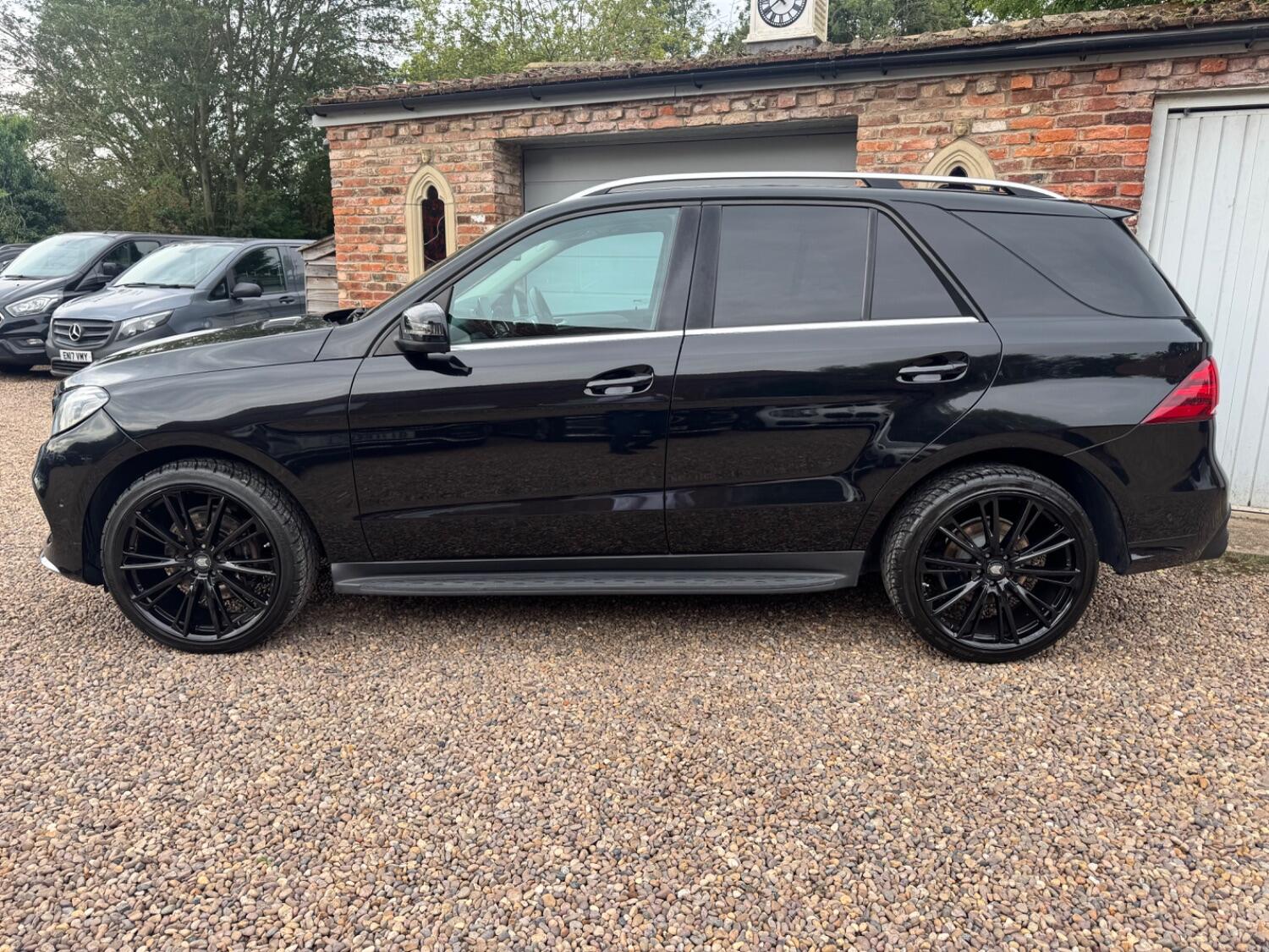 Used Mercedes-Benz GLE 2015 for sale - 75644242: Photo 4