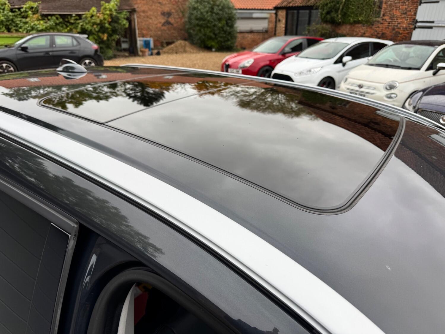 Used Volvo XC60 2015 for sale - 76324734: Photo 13