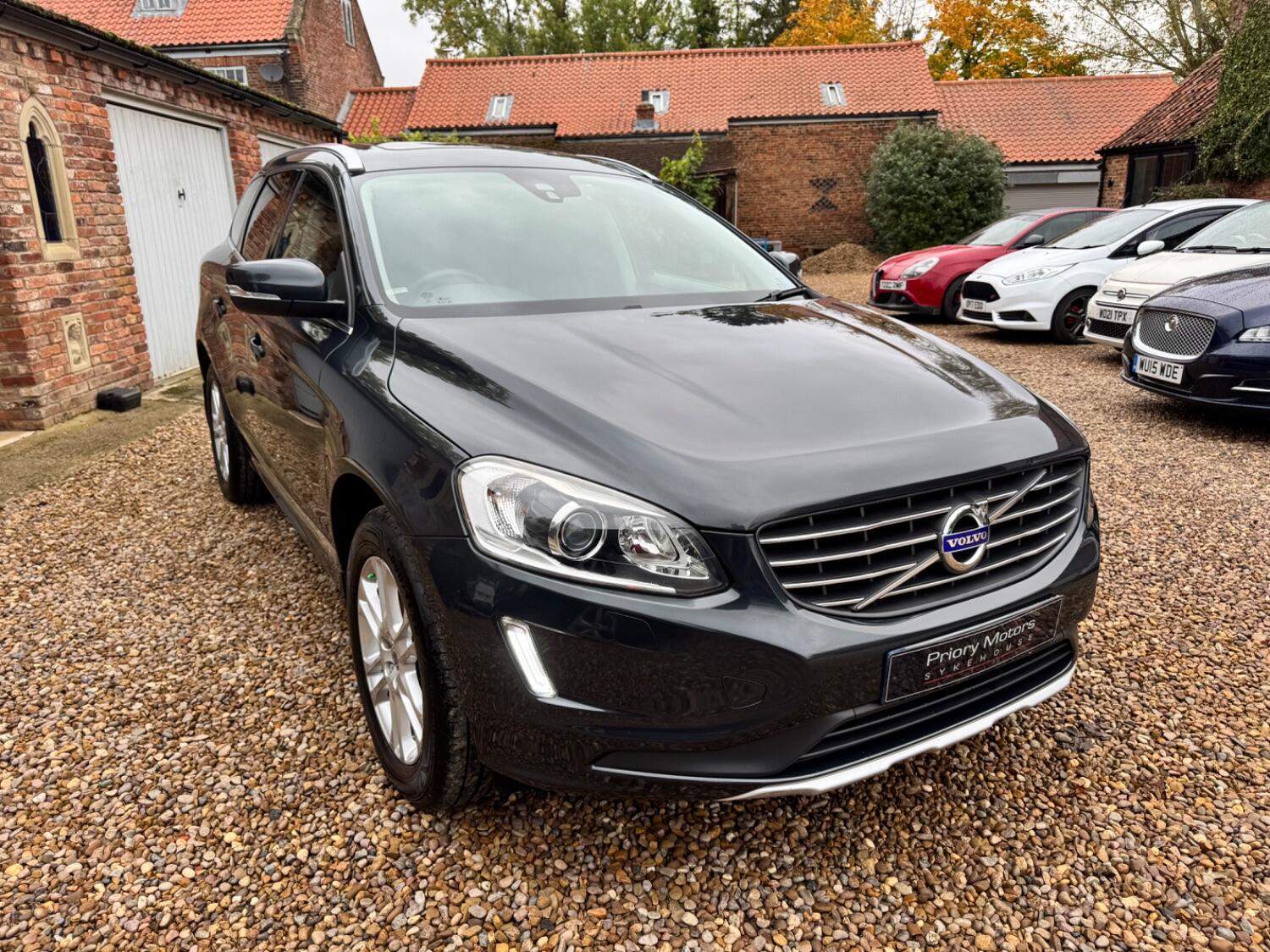 Used Volvo XC60 2015 for sale - 76324734: Photo 7