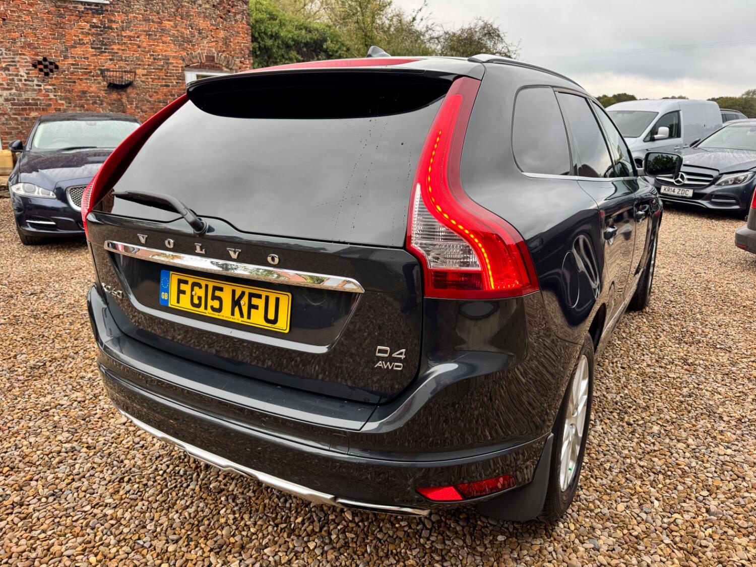 Used Volvo XC60 2015 for sale - 76324734: Photo 9