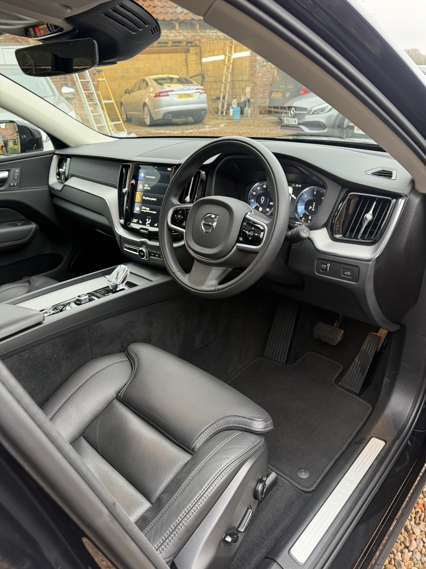 Used Volvo XC60 2020 for sale - 77329149: Photo 20