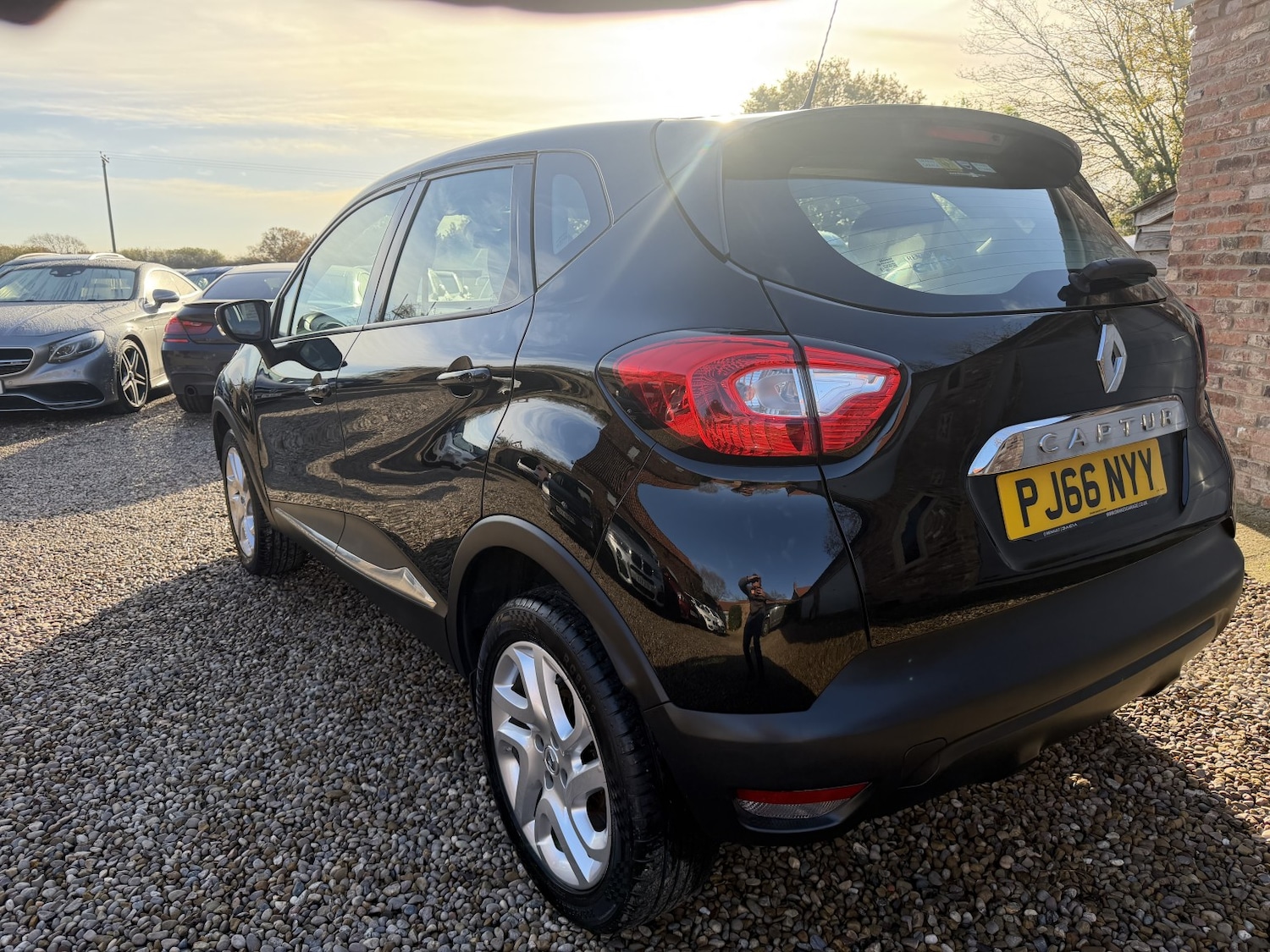Used Renault Captur 2017 for sale - 76769843: Photo 10