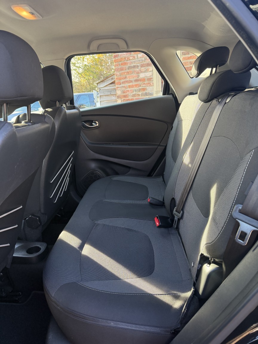 Used Renault Captur 2017 for sale - 76769843: Photo 12