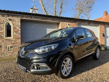 Used Renault Captur 2017 for sale - 76769843: Photo
