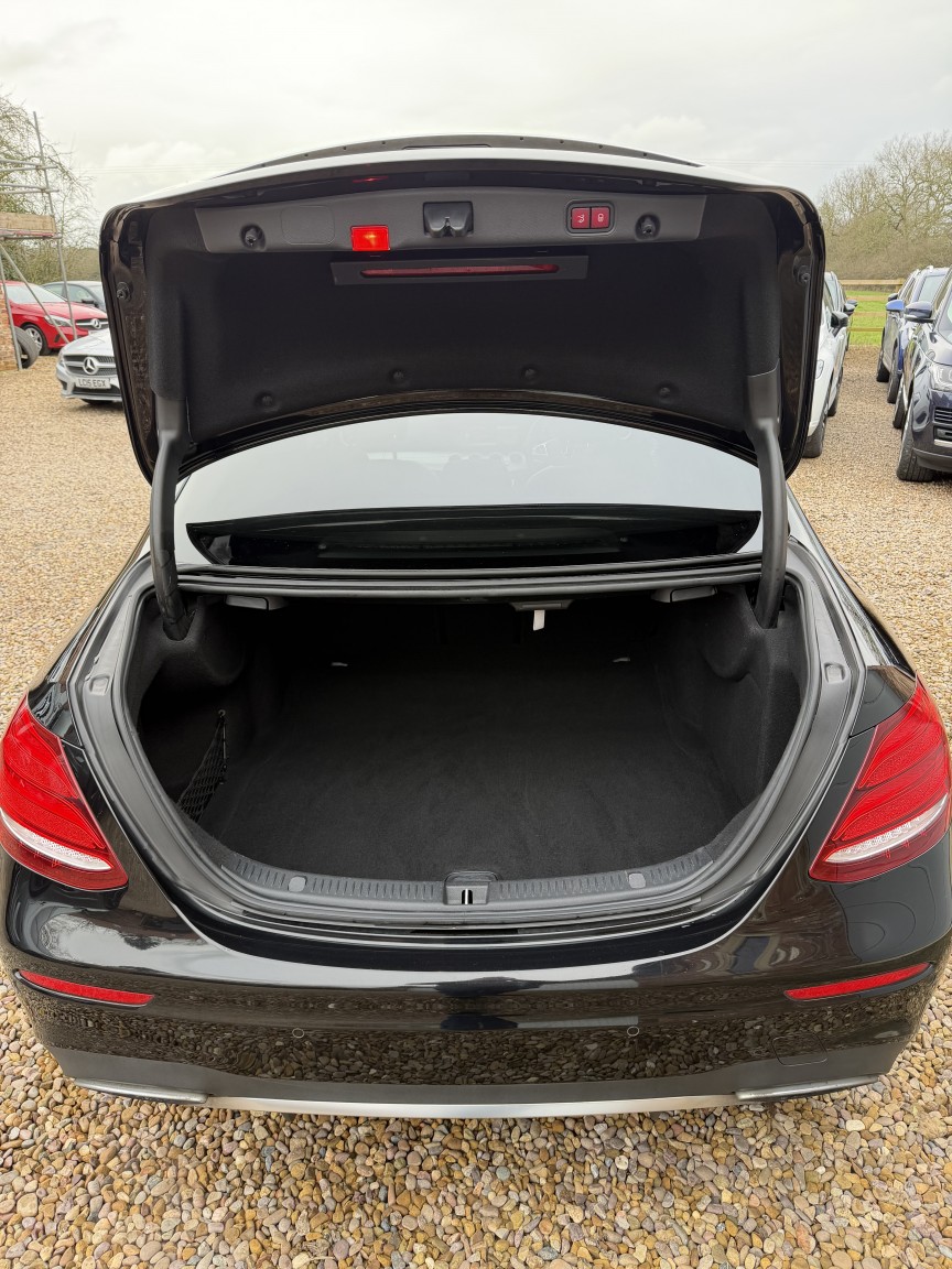 Used Mercedes-Benz E Class 2018 for sale - 77629064: Photo 18