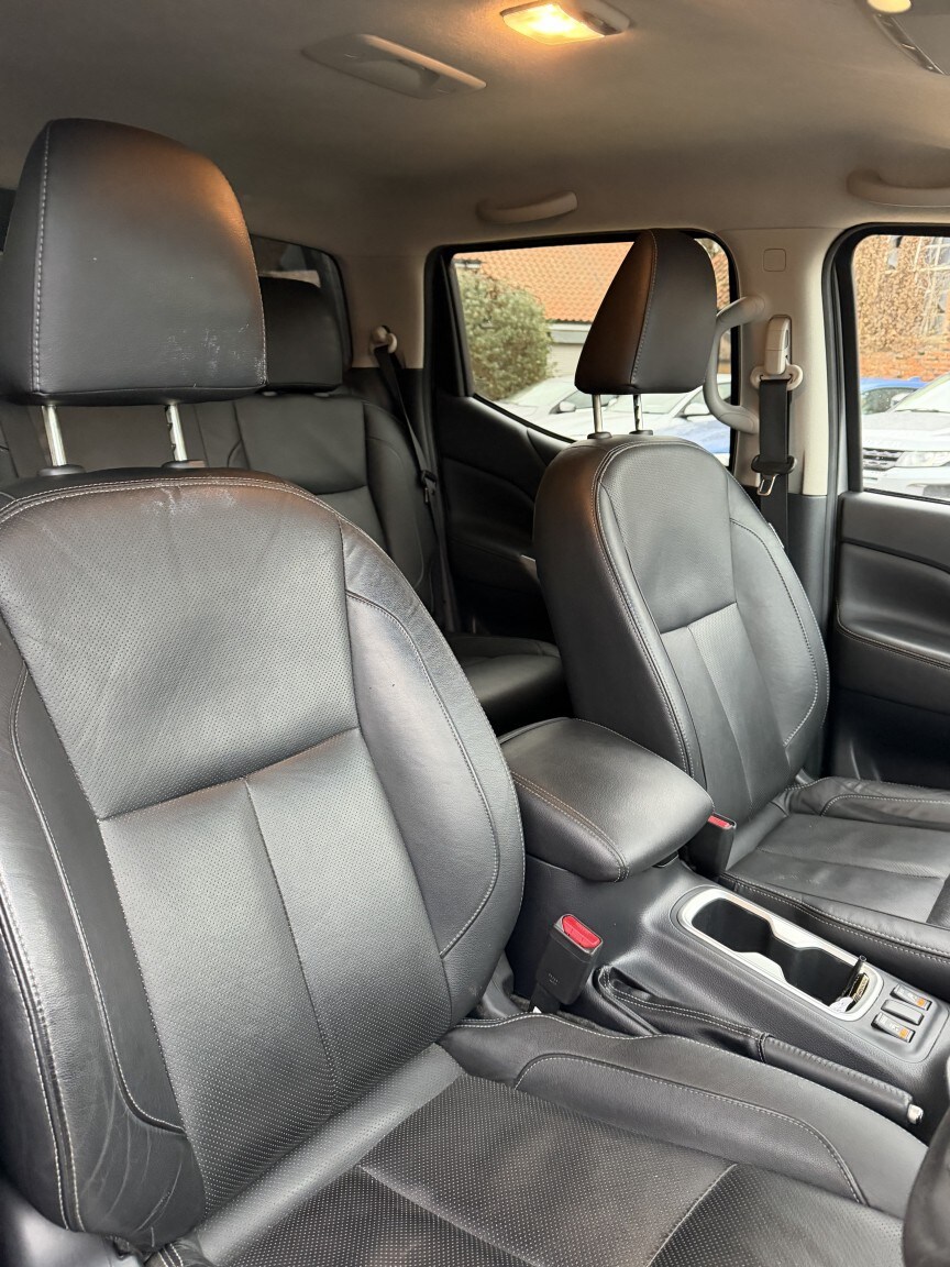 Used Nissan Navara 2018 for sale - 77129540: Photo 20