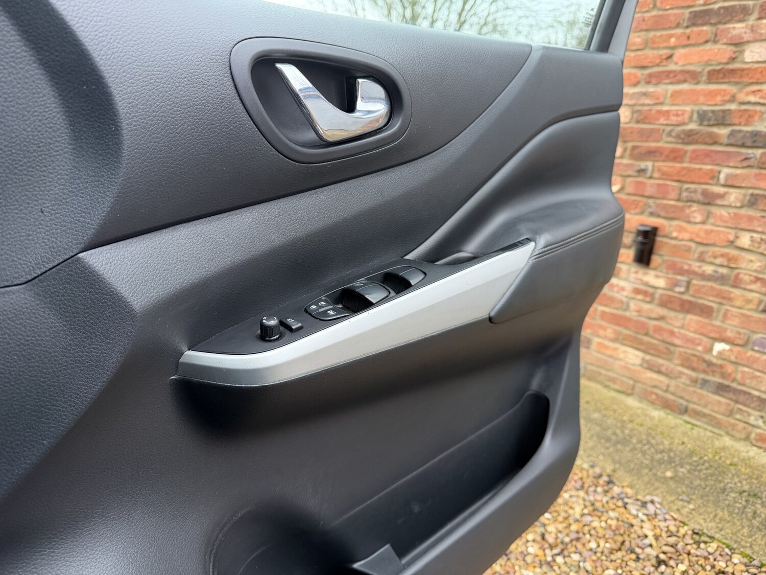 Used Nissan Navara 2018 for sale - 77129540: Photo 25