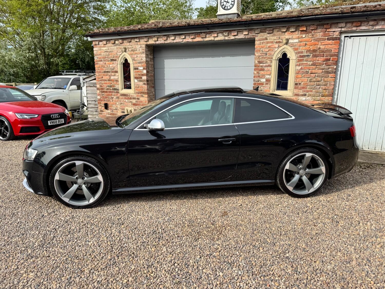 Used Audi RS5 2010 for sale - 76794124: Photo 4