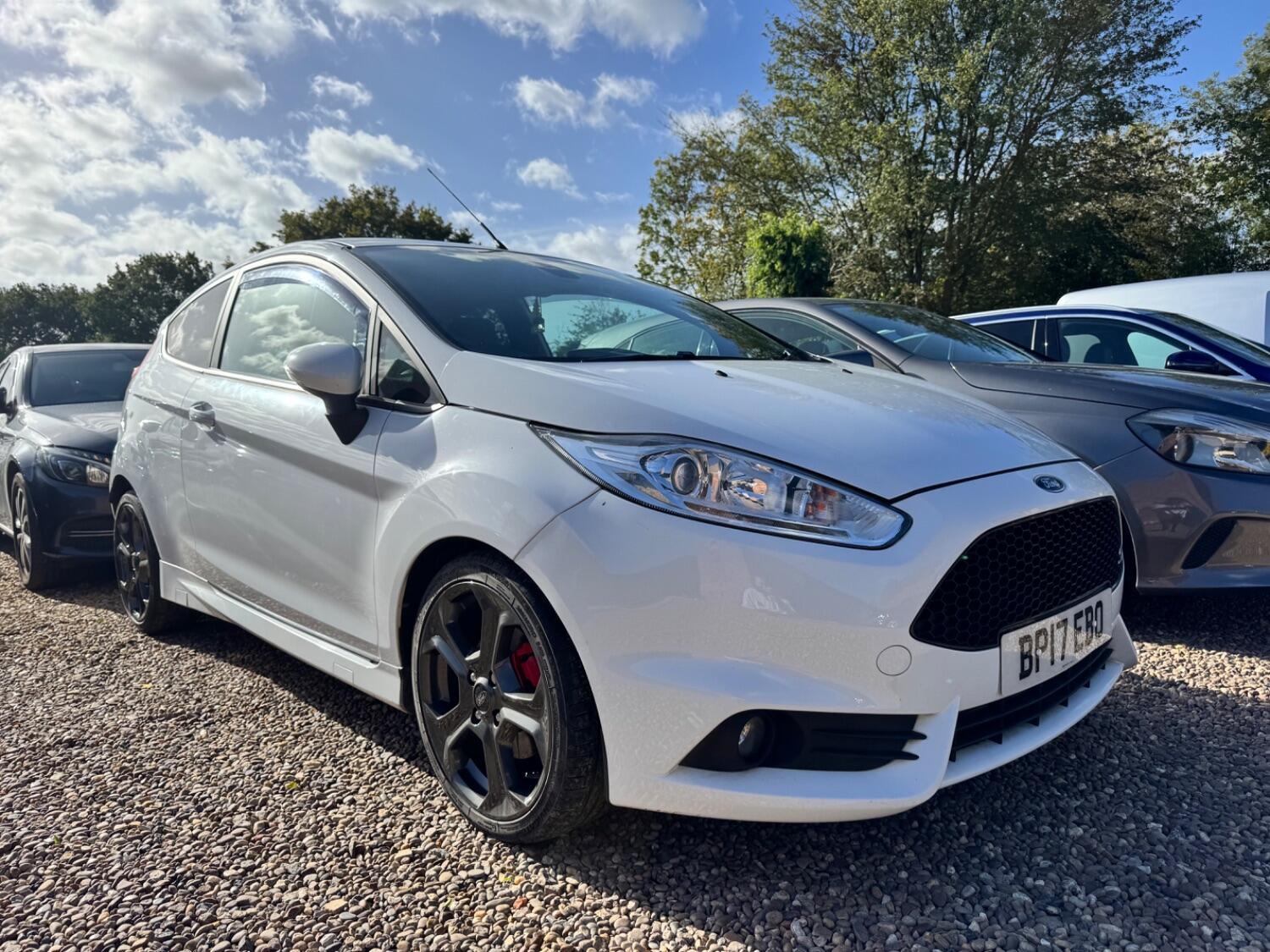 Used Ford Fiesta 2017 for sale - 76242894: Photo 1