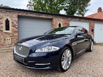 Used Jaguar XJ 2015 for sale - 76035619: Photo