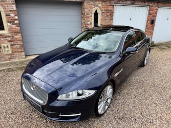 Used Jaguar XJ 2015 for sale - 76035619: Photo